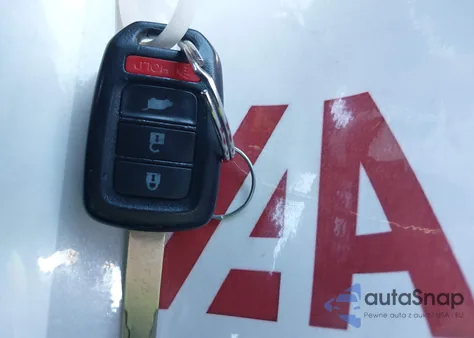 2017 Honda Civic Lx z USA, uszkodzony, nr VIN SHHFK7H26HU204882